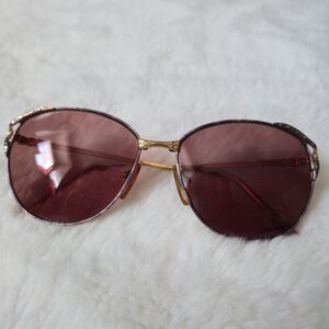 Vintage Elizabeth Arden Gold Metal Frame Sunglasses